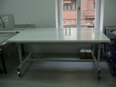 LRS HPL 2000x1200x900mm Movable work bench CIK Belgrade 01